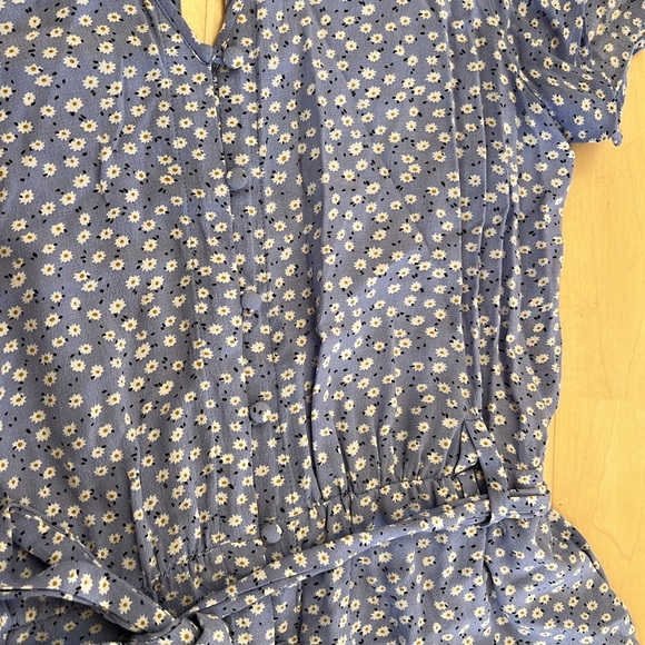 Rails Sophia romper in Sky Blue Dasies - Picture 5 of 9